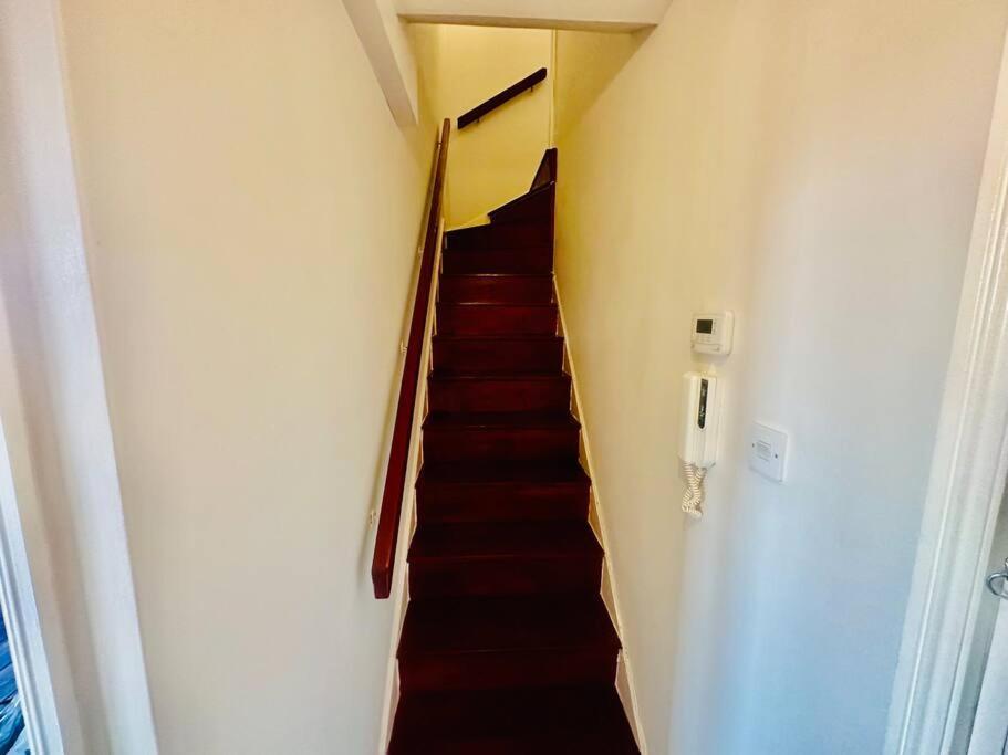 3 Bed Sky Apartment Se15 Peckham London Exterior photo